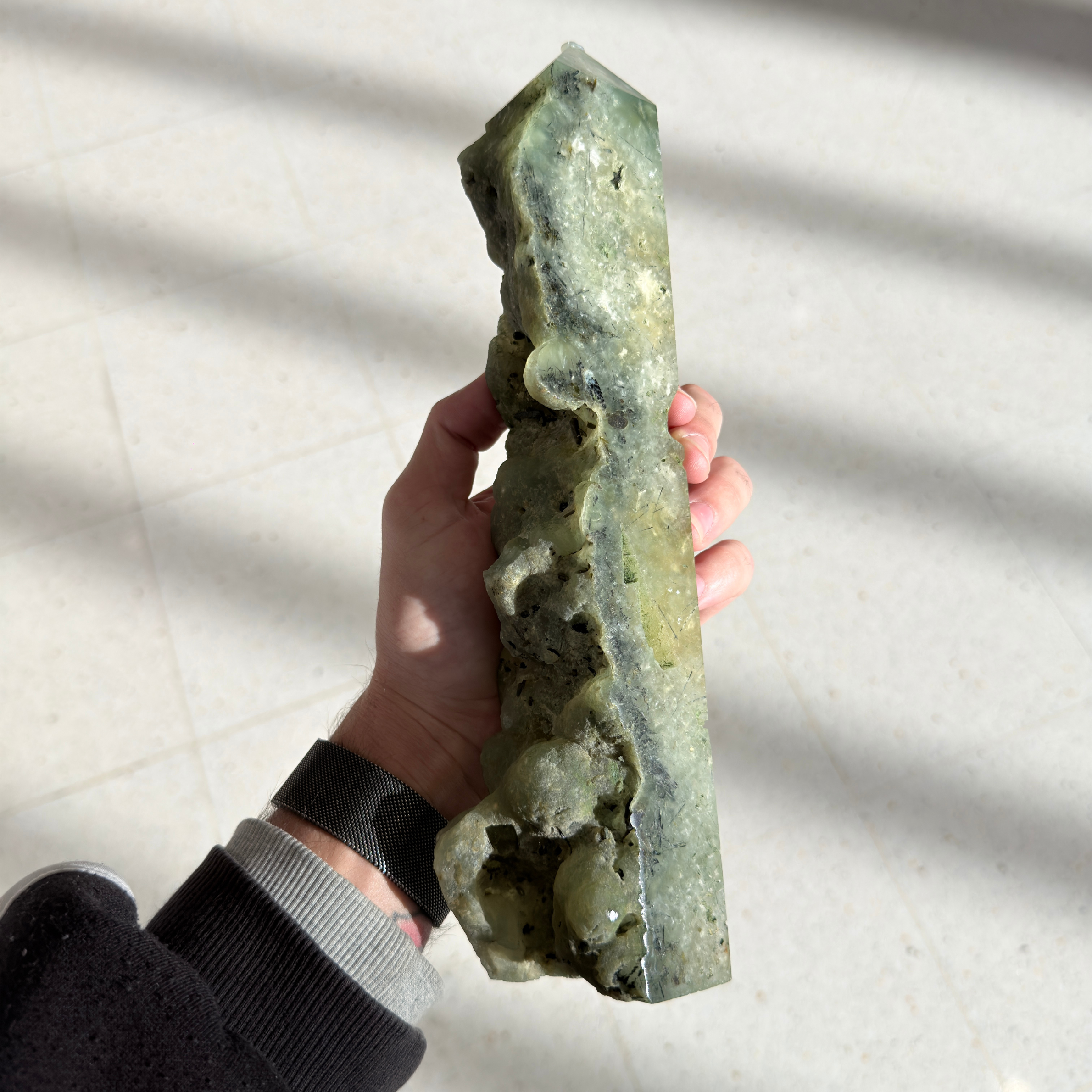 Botryoidal Prehnite with Epidot Tower (B)