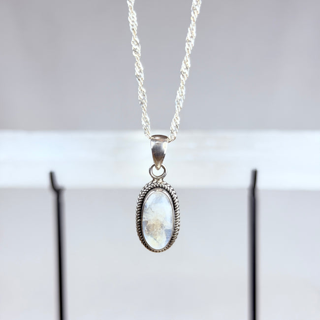 Moonstone 925 Pendant Necklace