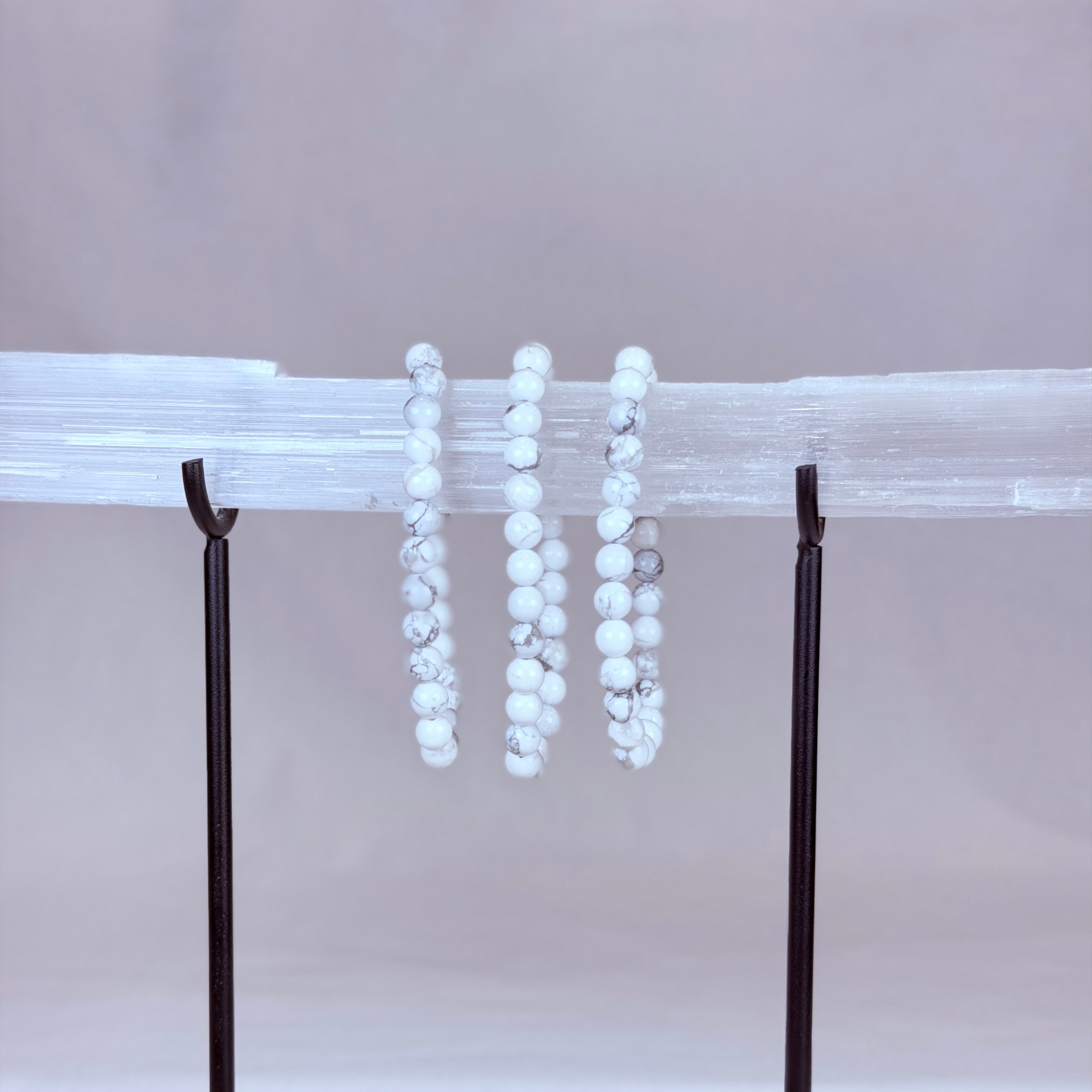 Howlite Crystal Bracelet Rounded