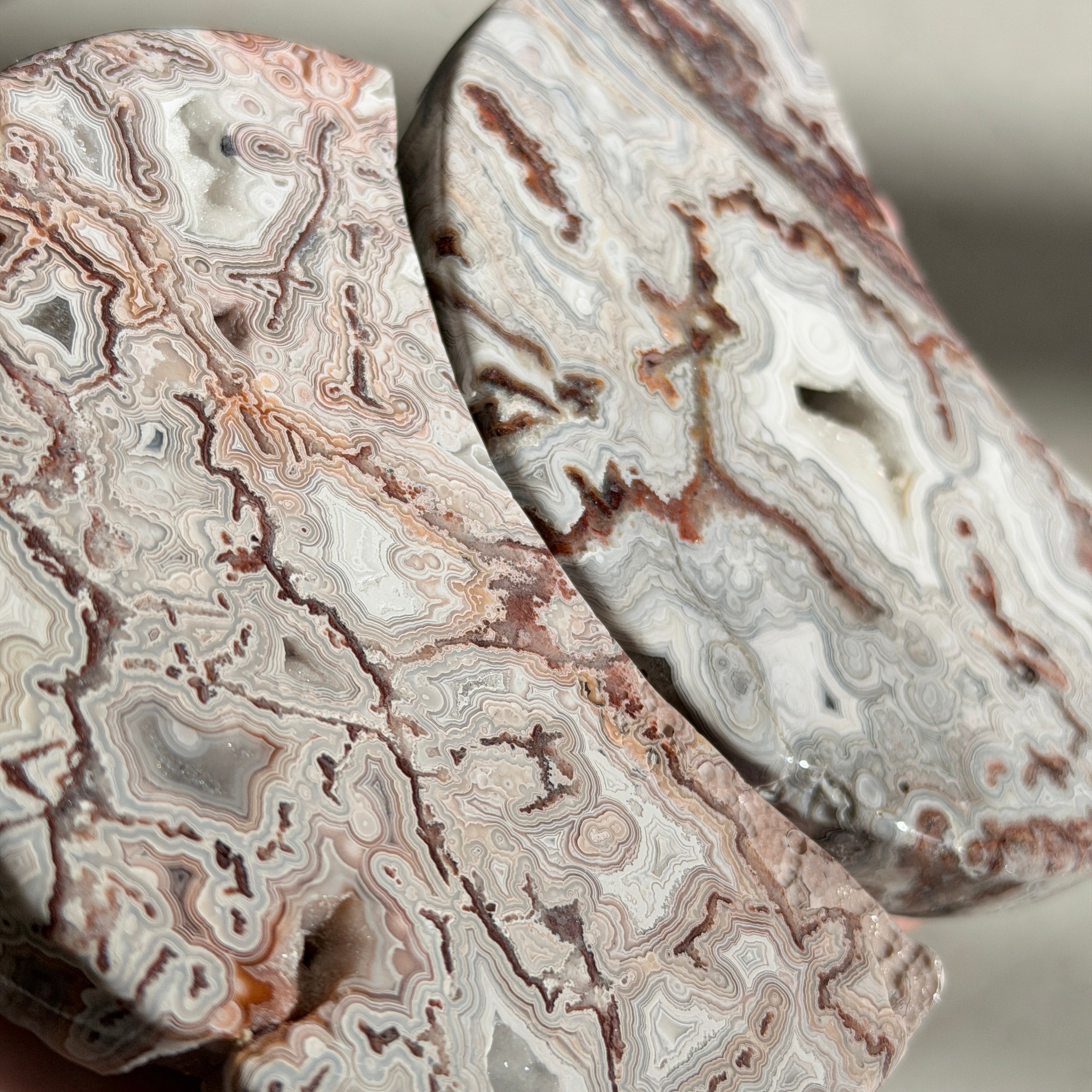 Laguna Lace Agate Polished Moon