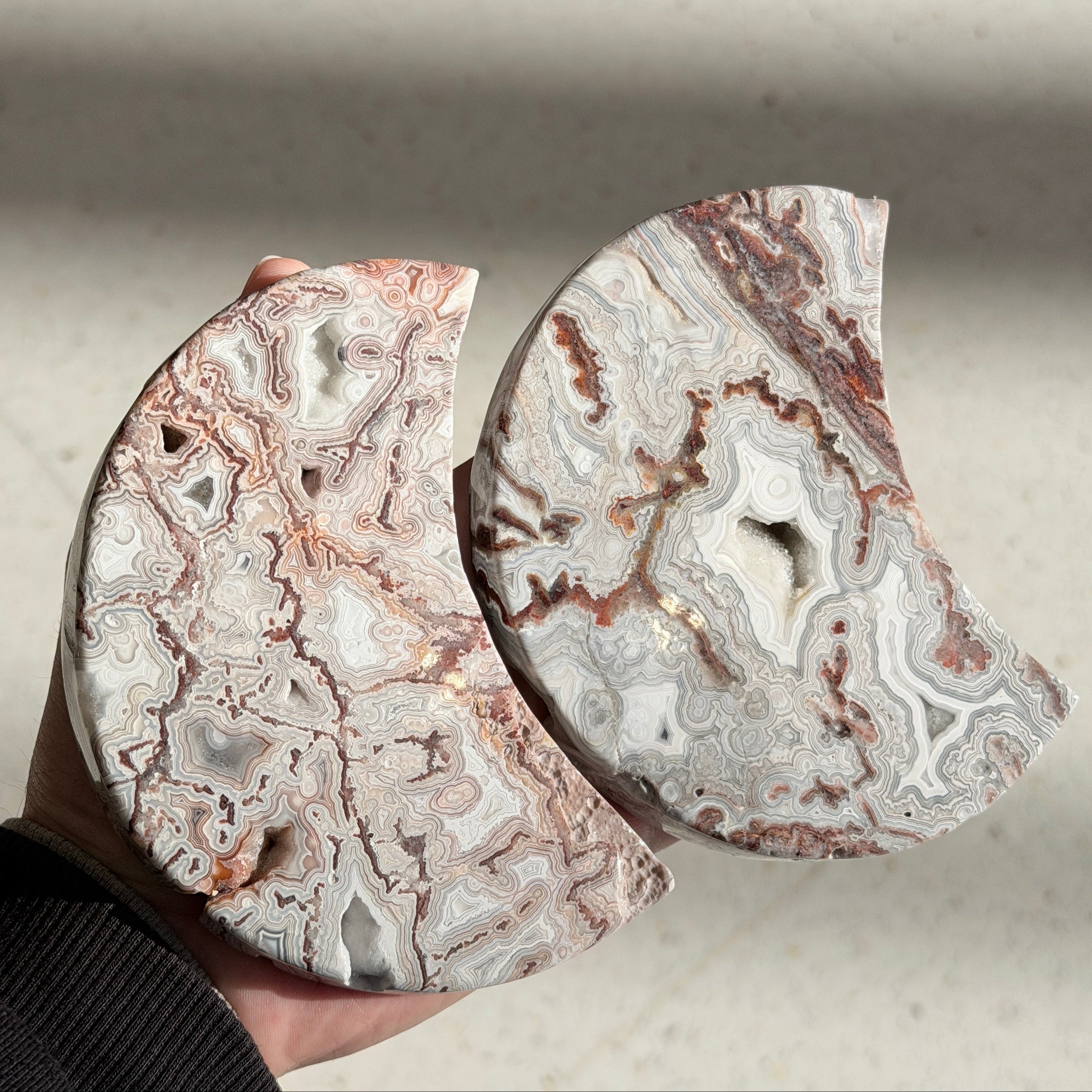 Laguna Lace Agate Polished Moon