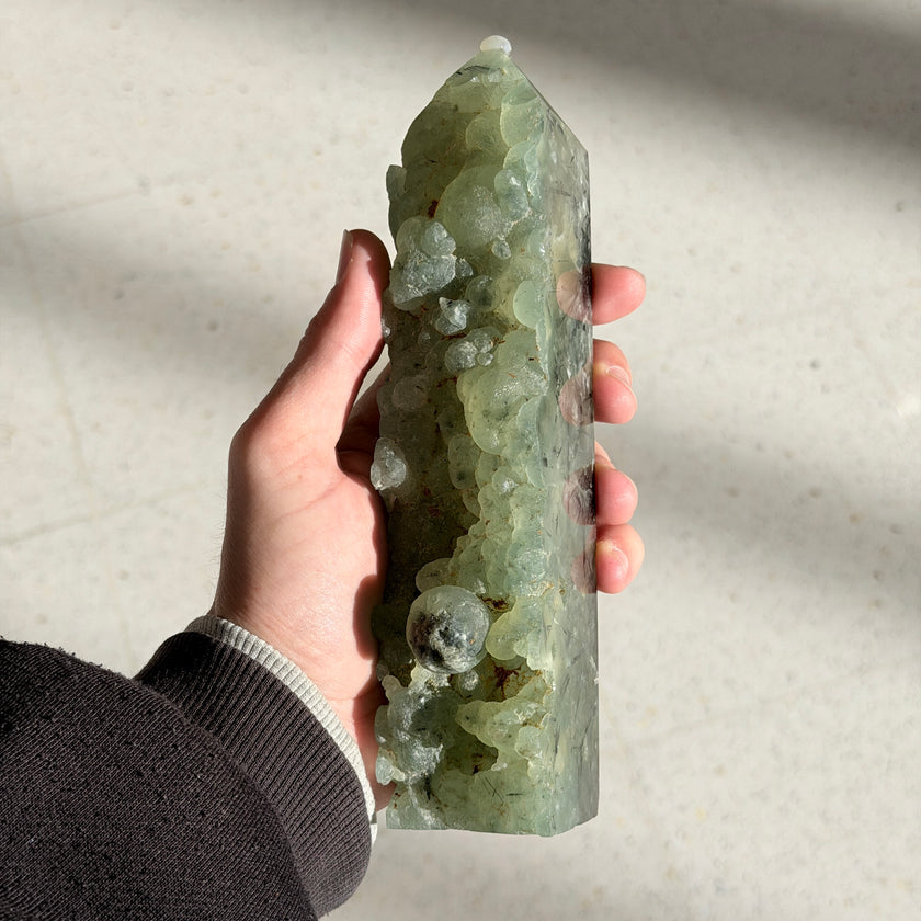 Botryoidal Prehnite with Epidot Tower (C)